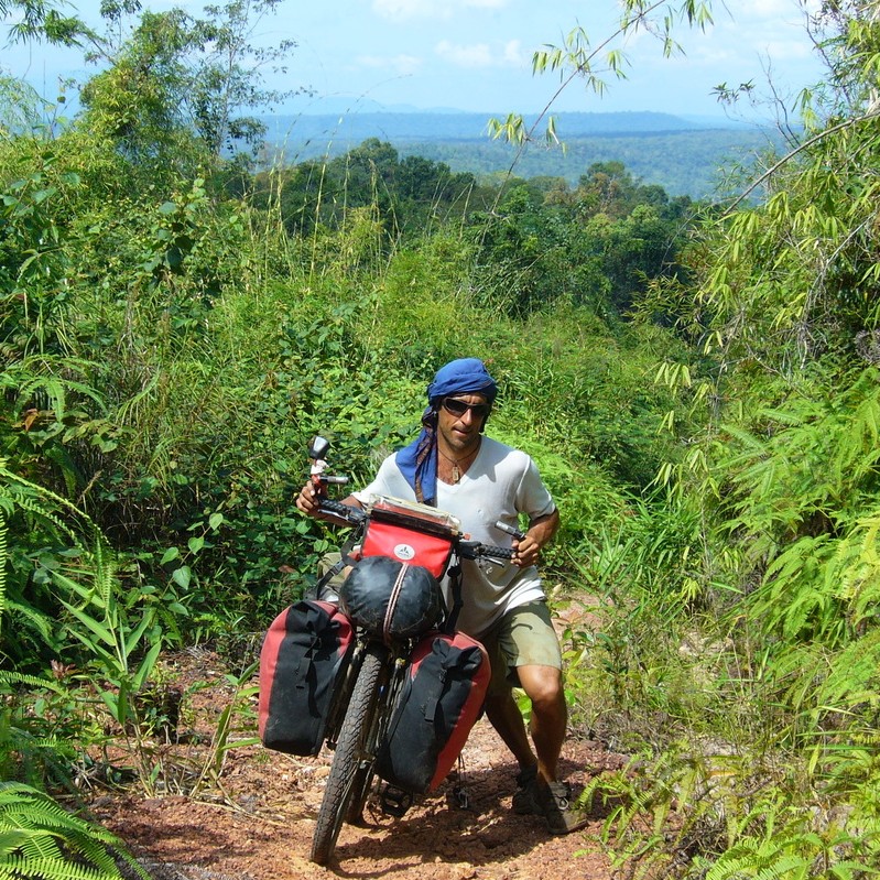 Entrevista a Salva Rodríguez, 9 años viajando en bici (1ª parte)