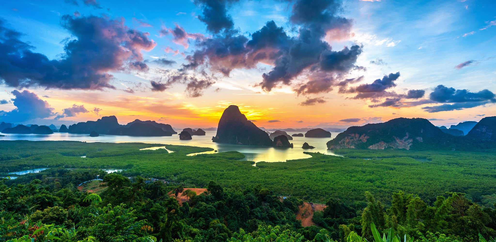 amanecer phang nga