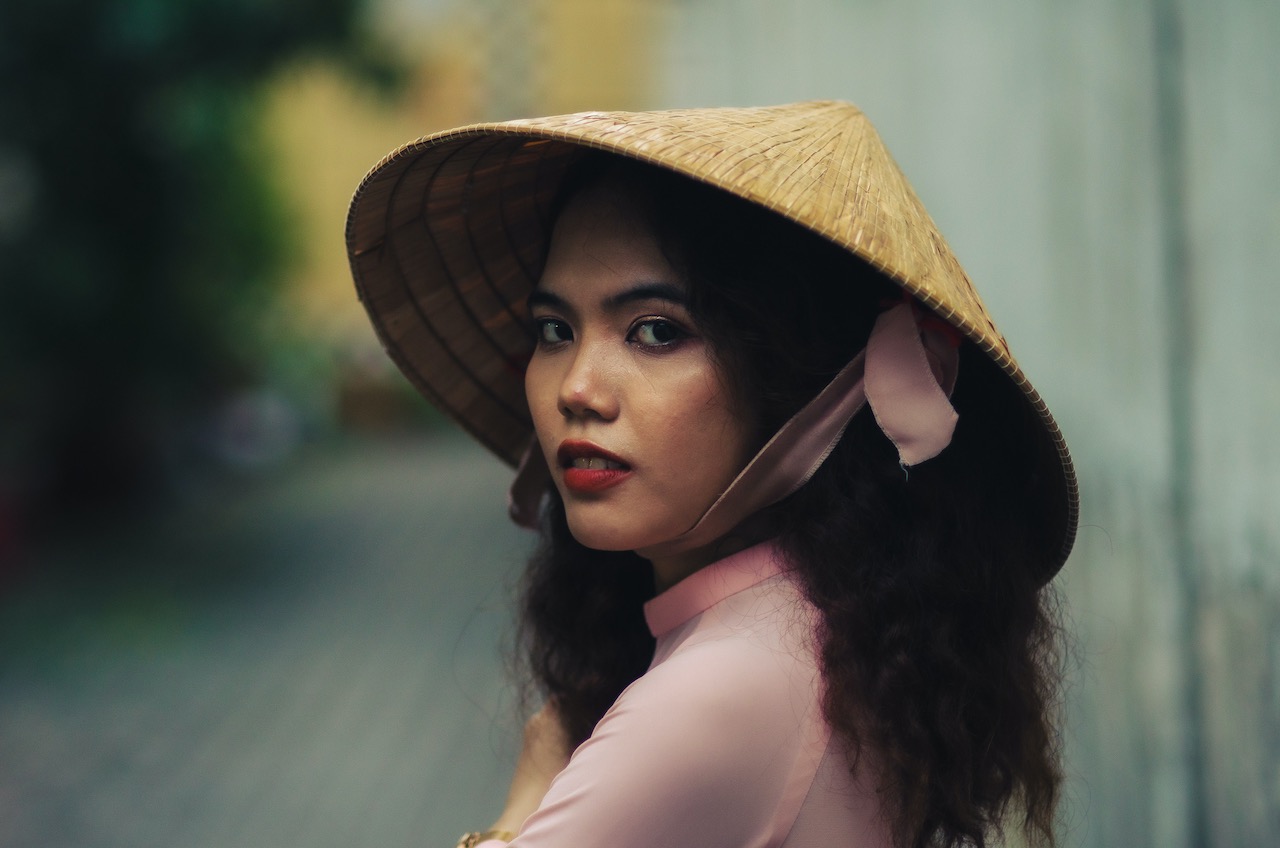 Las chicas buenas en Vietnam no se comen los plátanos enteros